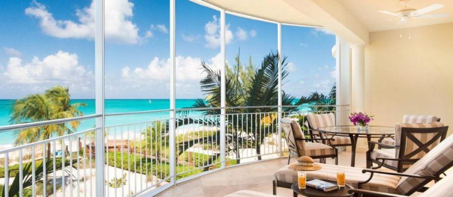 The Tuscany On Grace Bay Exteriér fotografie